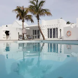 https://villa-blue-sea.puertodelcarmen-hotels.org